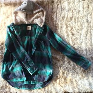 American Eagle vintage boyfriend hooded flannel